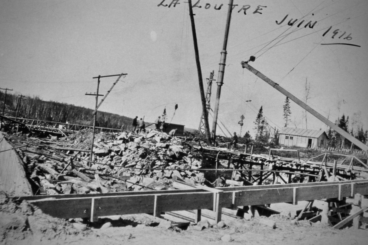 Barrage La Loutre en construction 1916