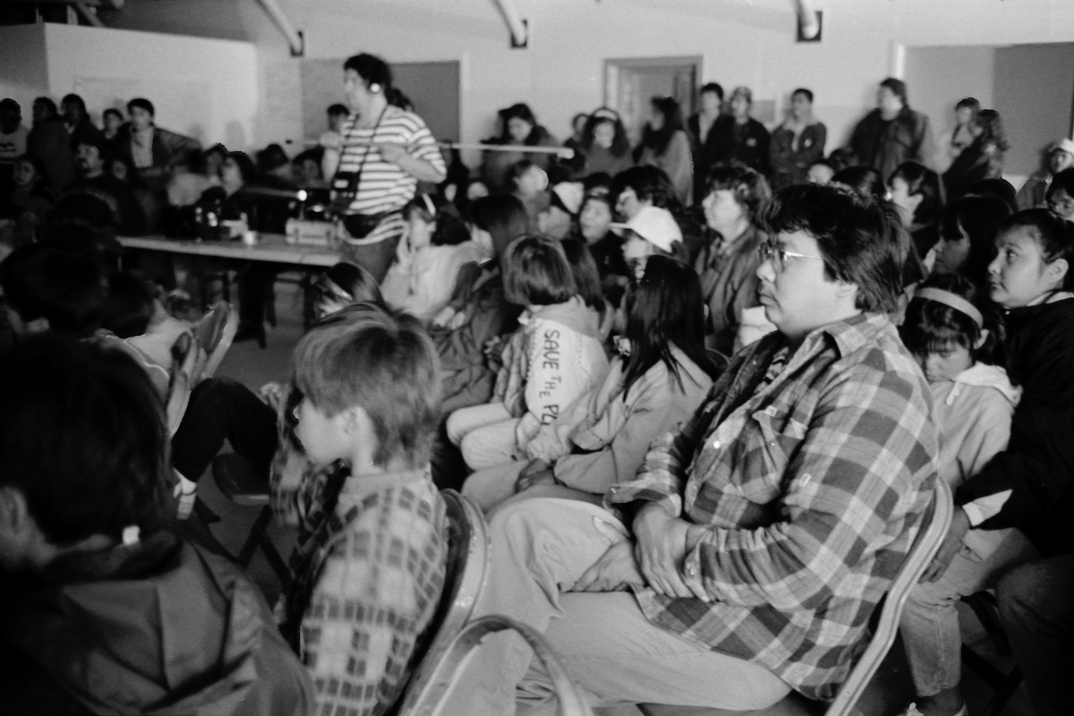 Rassemblement en salle communautaire, Opitciwan