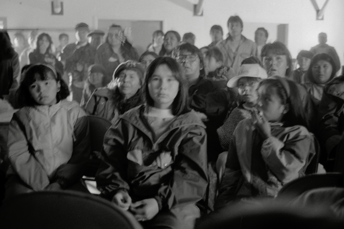Rassemblement en salle communautaire, Opitciwan