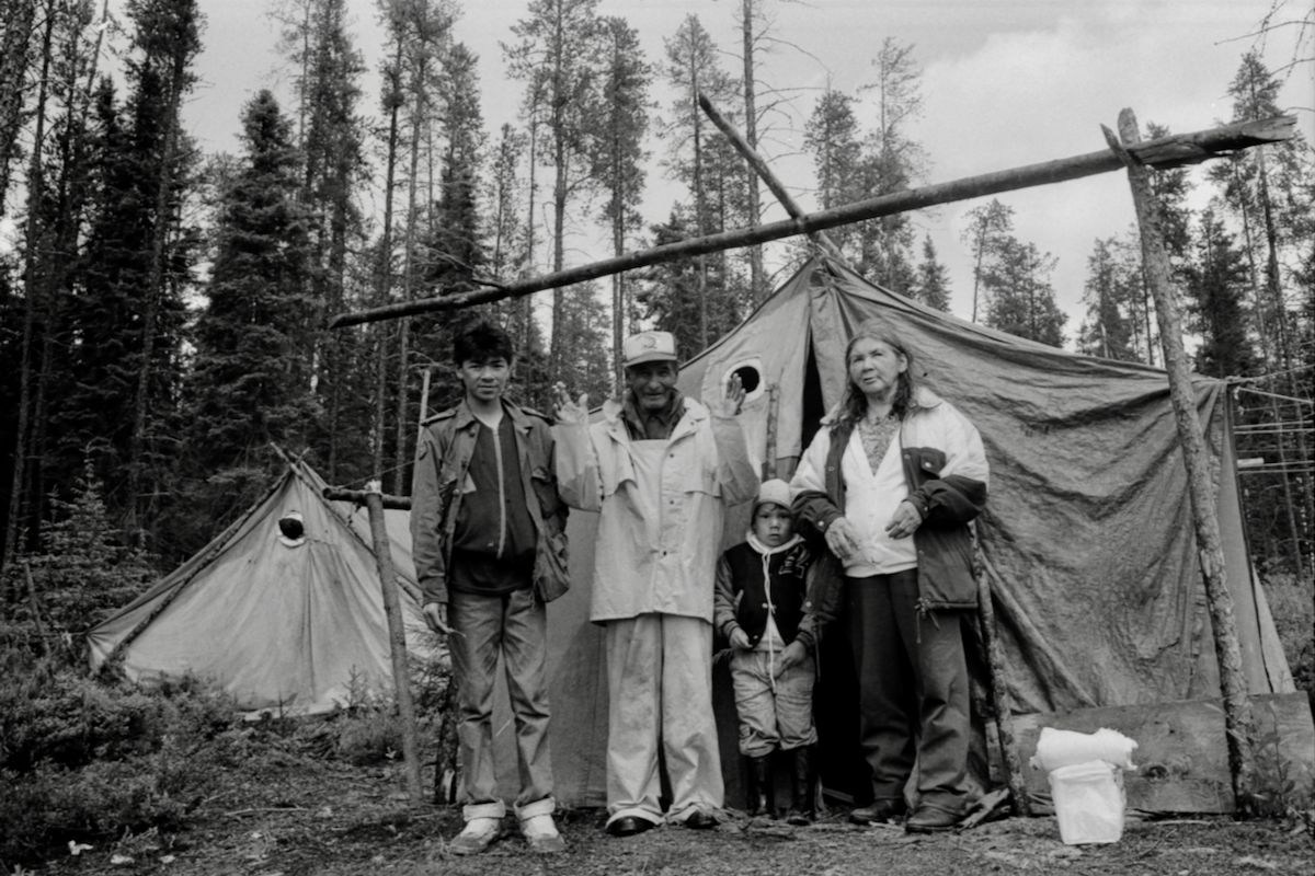Grands-parents Atikamekw et jeune ado